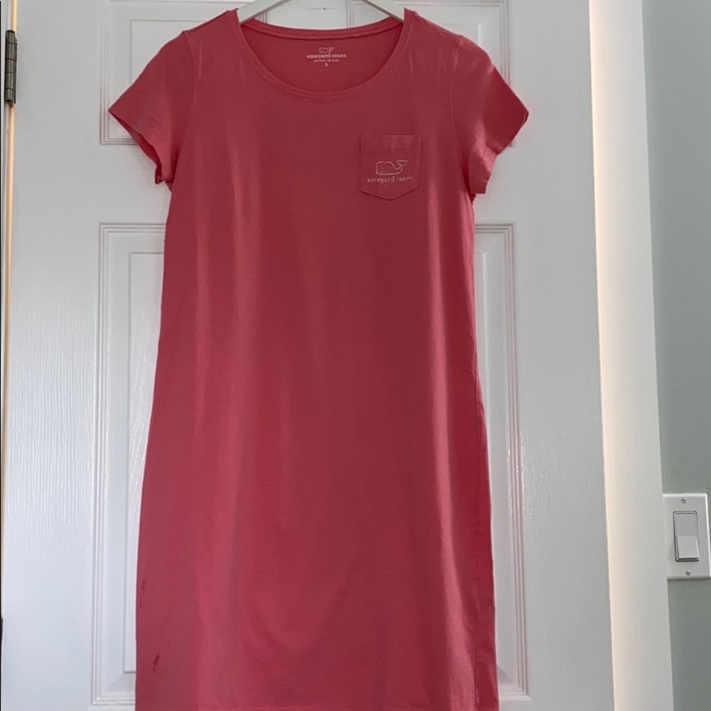 Vineyard Vines tee dress